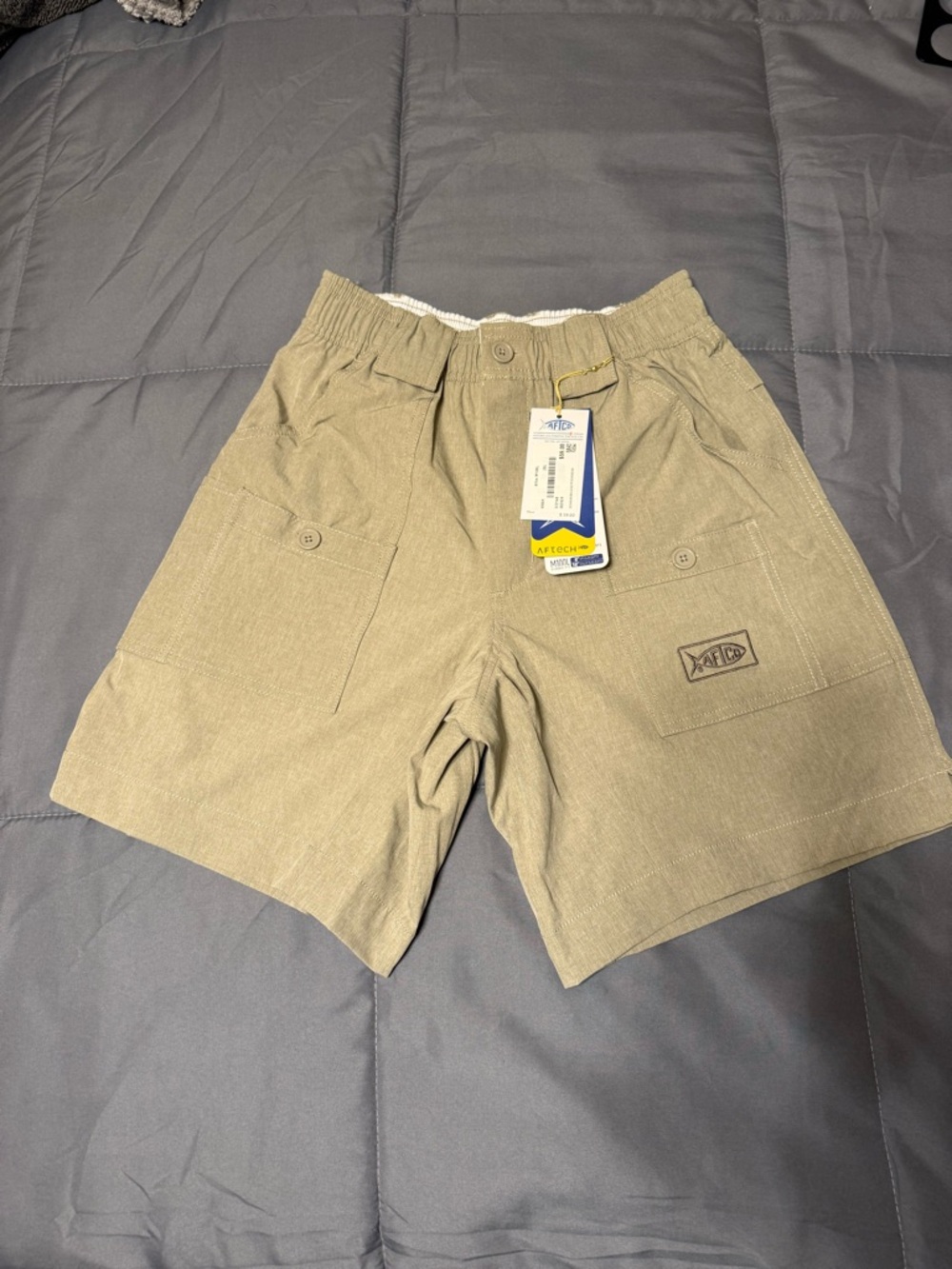 AFTCO Men’s NWT Tan The Long Shorts 28